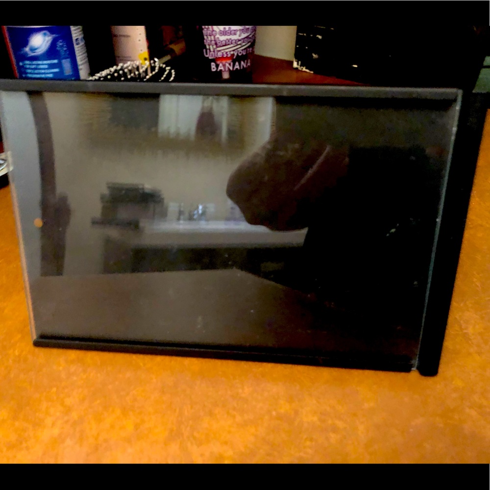 Used picture frame (4x6)